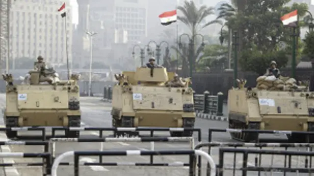 مصر میں حالیہ سیاسی کشیدگی میں فوج کا اہم کردار رہا ہے