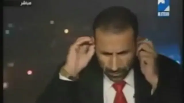 Entrevistado retirou os fones de ouvido e deixou o estúdio após a segunda explosão