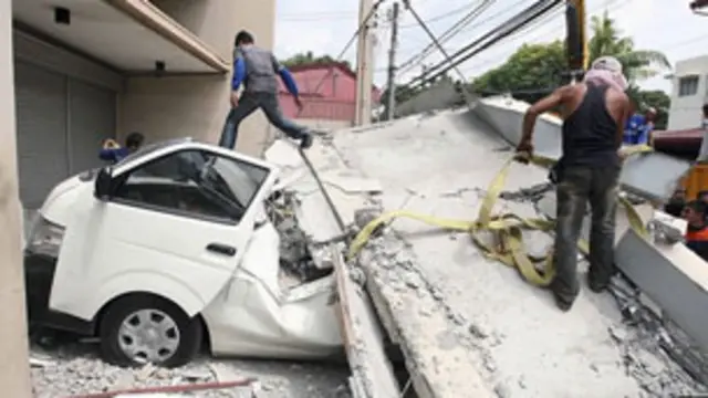 مقامی میڈیا کے مطابق زلزلے کے جھٹکوں سے متاثرہ علاقوں میں بجلی چلی گئی