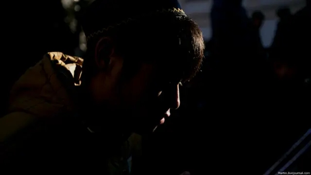 Мусульмане у Соборной мечети в Москве