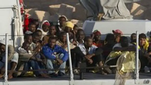 Мигранты в Средиземноморье
