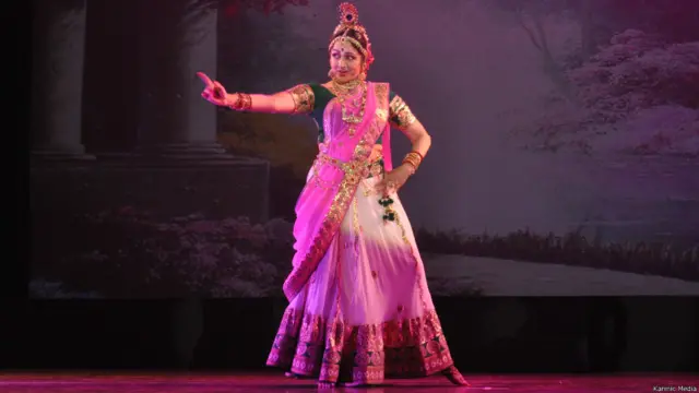 हेमा मालिनी