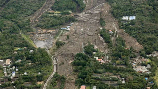 被泥石流冲毁的民房（16/10/2013）