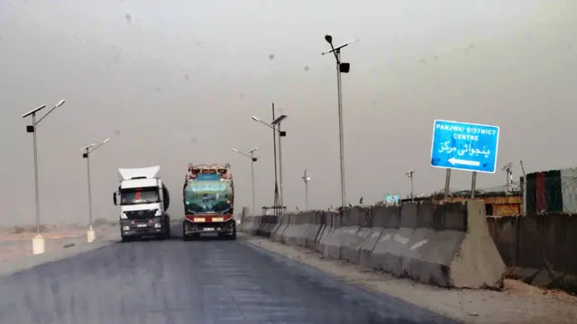 پنجوایی، در کنار شاهراه حلقوی از ناامن ترین ولسوالی‌ها، در جنوب افغانستان است.