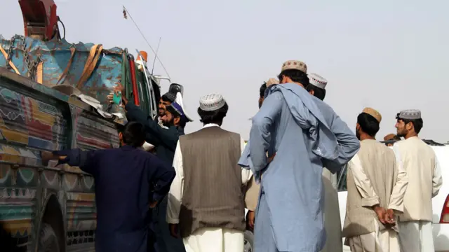 کنترل پلیس ترافیک در مسیر شاهراه حلقوی