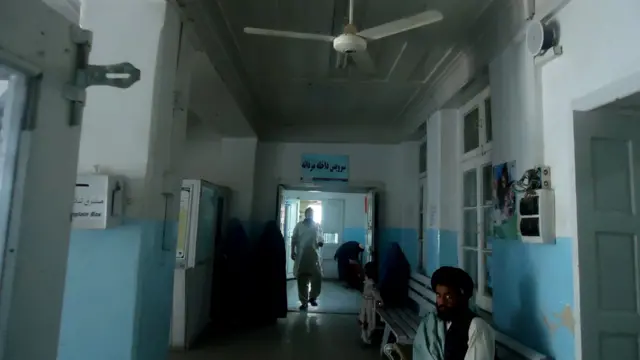 مردم از نبود امکانات بهداشتی در شفاخانه ولایتی غزنی شاکی اند.