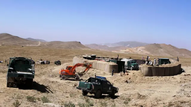 نمایی از یک روستا در نزدیک شهر غزنی 