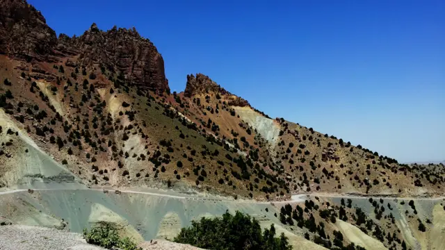 بند سبزک، از جاهای تفریحی بادغیس است اما به دلیل ناامنی، مردم کمتر برای تفریح به اینجا می‌آیند.