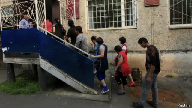 Облавы на "нелегалов" проводятся периодически, но меньше их от этого не становится