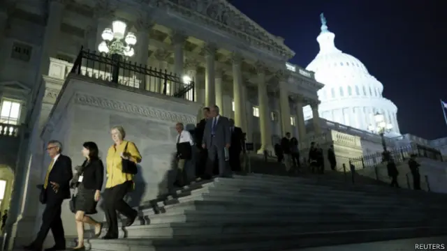 ایوان نمائندگان نے اس منصوبے کو 156 کے مقابلے میں 273 ووٹوں سے منظور کیا