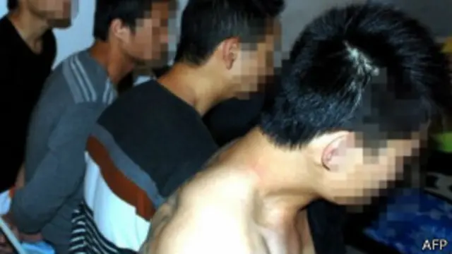 মানব পাচার- আধুনিক দাসত্ব