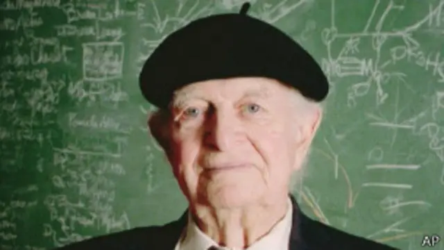 Linus Pauling (Arquivo/AP)
