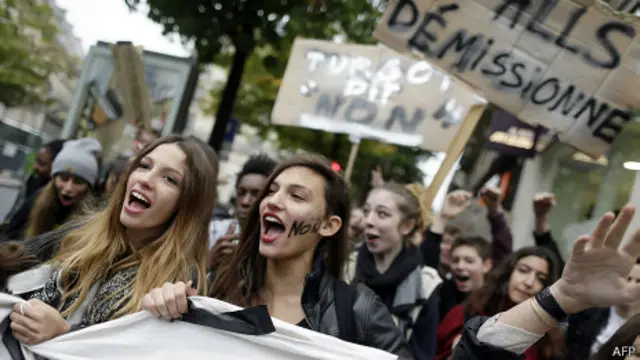 Демонстрация учащихся средних школ в Париже