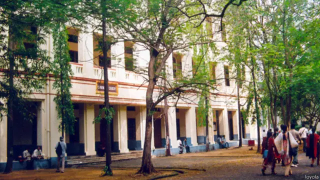 भारत में चेन्नई का लोयला कॉलेज विज्ञान विषयों के नजरिए से उच्च शिक्षा का अहम केंद्र है.