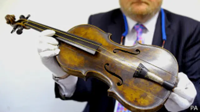 Скрипка с "Титаника"