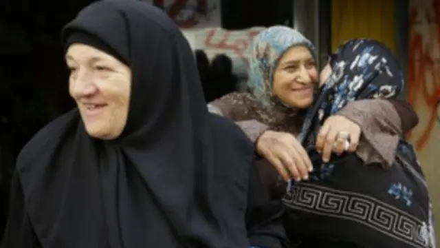 أجواء من الفرح لدى سمع خبر إطلاق مخطوفي أعزاز