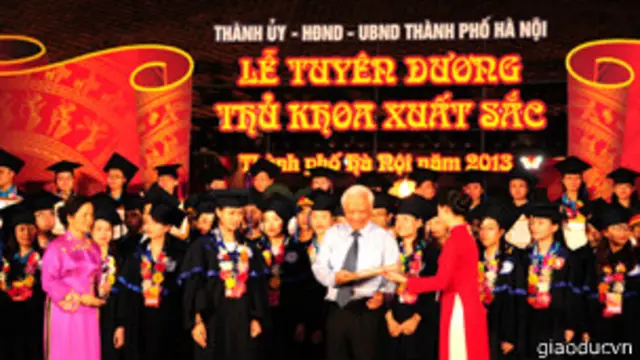 Giới chức nói nhiều về "bệnh thành tích" dưới mái trường XHCN.