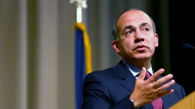 تعهد اوباما بفتح تحقيق حول مزاعم التجسس الأمريكي على كالديرون 