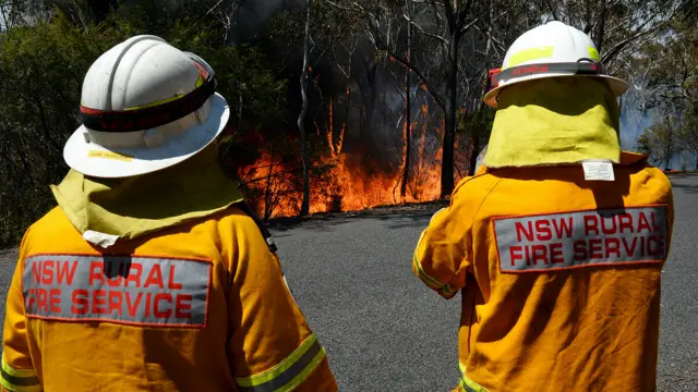 Bomberos en Australia
