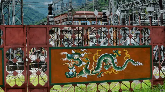 भूटान, बिजली