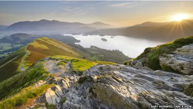 Catbells sunrise, Cumbria karya Bart Heirweg memangkan kategori wisata VisitBritain You're Invited Award.