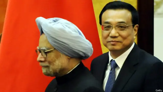 توافقنامه در جریان سفر کمسابقه مانموهان سینگ، نخستوزیر هند به پکن، پایتخت چین امضاء شد