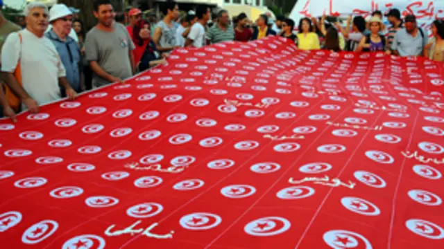 متظاهرون ضد الحكومة في تونس