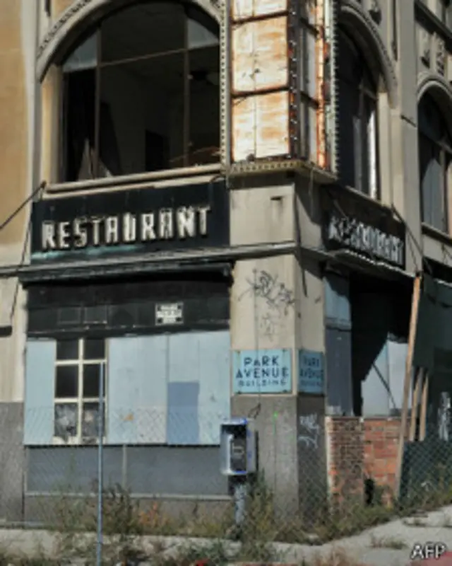 Брошенное здание в Детройте