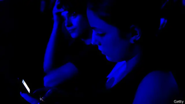 Teléfono durante espectáculo