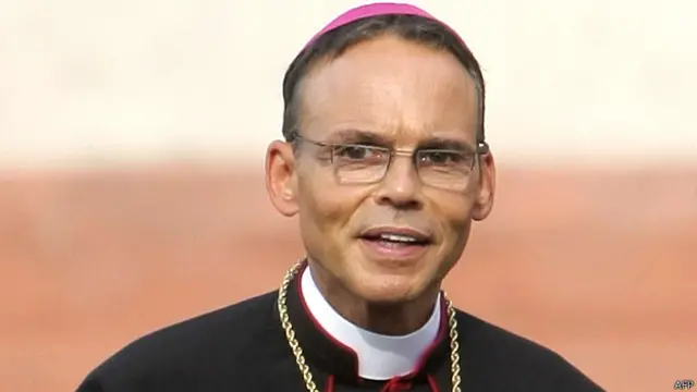 लिंबुर्ग के बिशप, फ्रांज़-पीटर टेबार्ट्ज़-वान एलस्ट