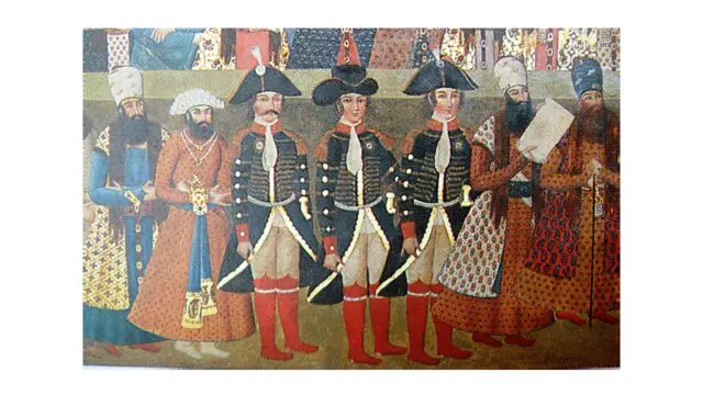 در این نقاشی سرگور اوزلی، سفیر بریتانیا در ایران به همراه سرجان ملکوم در دیدار با فتحعلیشاه دیده می شود. در دوران نبرد با روس ها ایران برای تقویت بنیه نظامی خود ابتدا به فرانسوی ها و سپس به انگلیسی ها متمایل شد