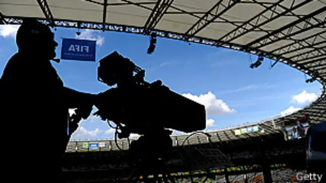 Camarógrafo en estadio