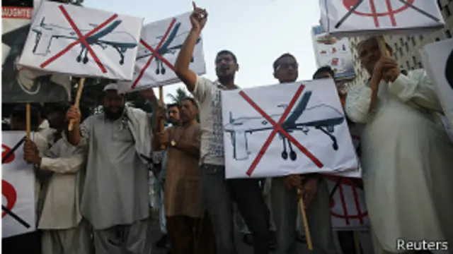 تظاهرات علیه پهپادهای آمریکایی