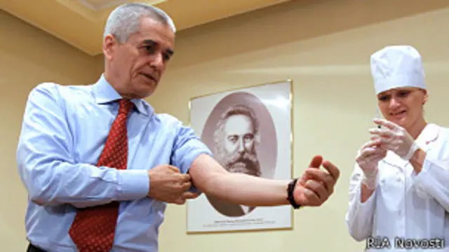 Геннадий Онищенко