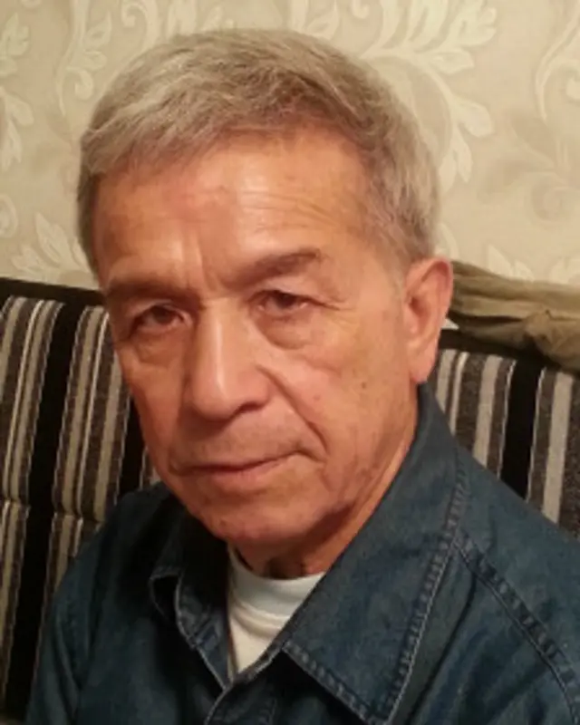 Kastinglarda uyatchan odamlarga qanday munosabatda bolishadi Yigit sikilib ketyapti va u qichqiradi