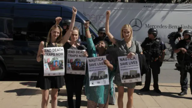 বাংলাদেশের পোশাক শ্রমিকদের নিরাপত্তার দাবিতে যুক্তরাষ্ট্রে আন্দোলন (ফটো-আইএলআরএফ)