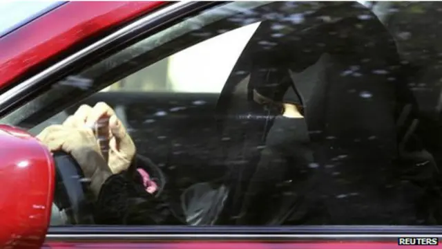 perempuan_saudi_mengemudi