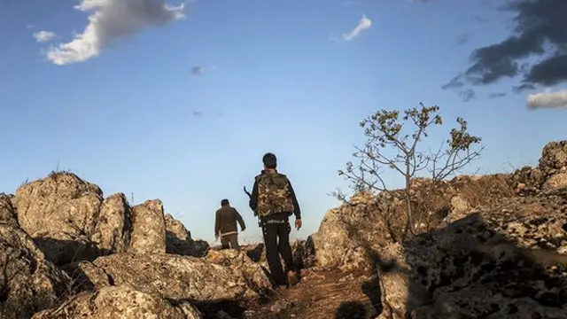اس پہاڑی علاقے میں تیونس کی فوج اور القاعدہ کے شدت پسندوں کے درمیان کئی بار شدیدجھڑپیں ہوئی ہیں