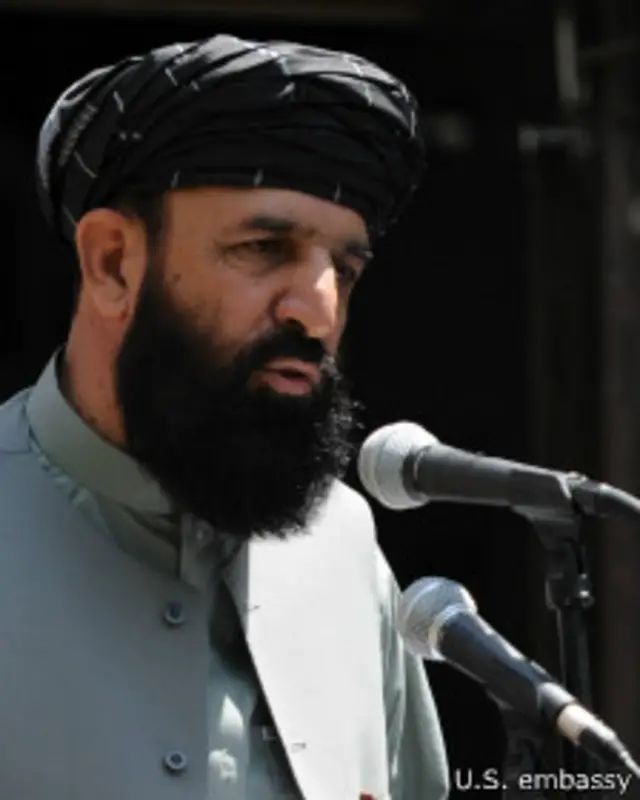 والی غزنی گفته که برای رهایی گروگان ها بزرگان محل پا در میانی کرده اند