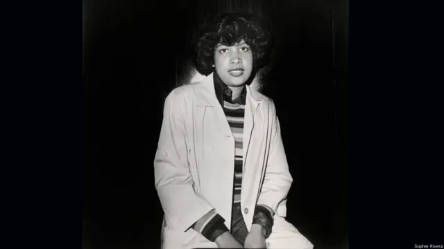 'Nuestra América' inclui obras de artistas da diáspora latino-americana que têm fortes raízes na cultura americana.