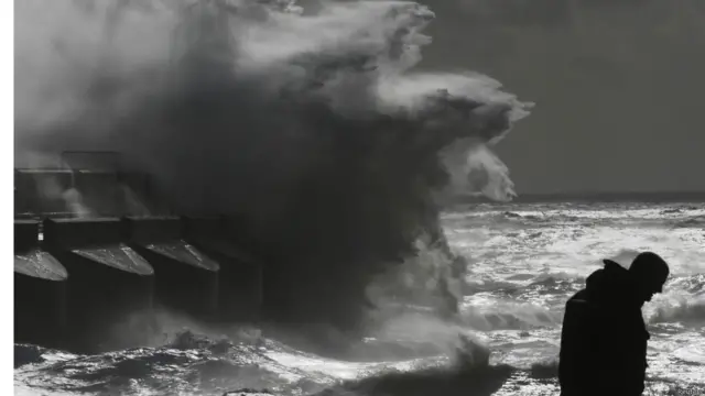 Шторм в Брайтоне