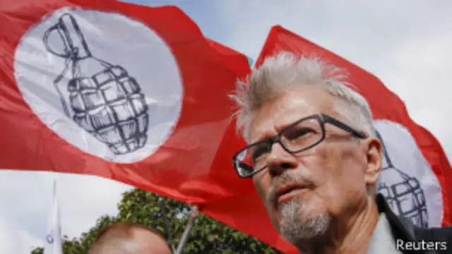 Эдуард Лимонов