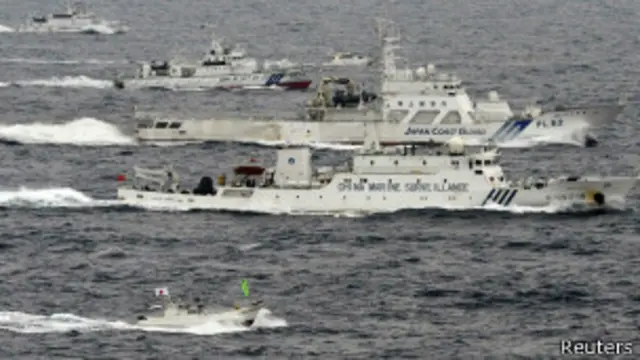 အငြင်းပွားနေတဲ့ ကျွန်းအနီး တရုတ်သင်္ဘောတွေ ဖြတ်သန်းနေ