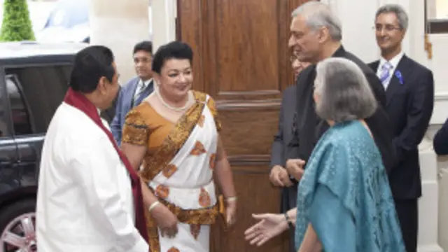 President Mahinda Rajapaksa with Kamalesh Sharma (file photo)