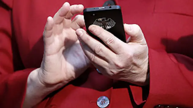 گزارشها درباره شنود تلفن شخصی آنگلا مرکل، به انتقادها از عملیات اطلاعاتی آمریکا دامن زد