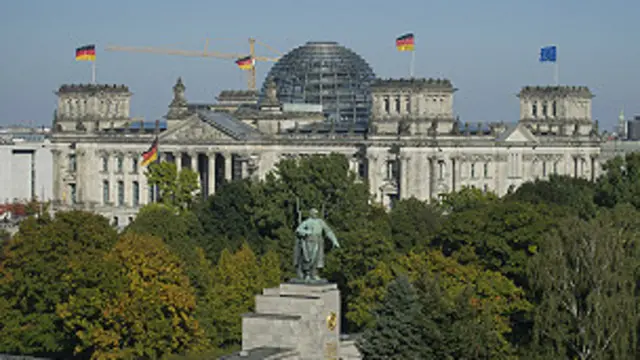 السلطات المحلية في العاصمة الألمانية مدينة بنحو 20 مليار يورو