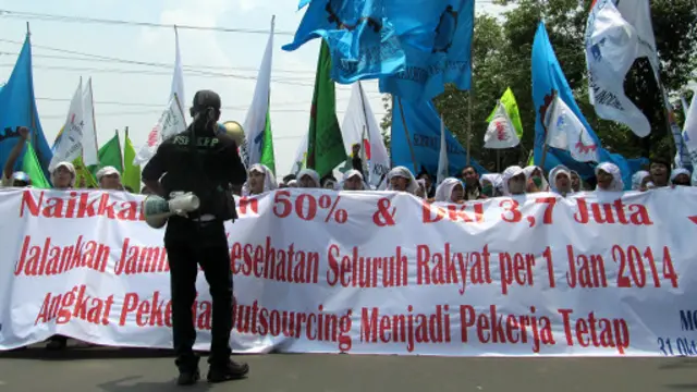 Keputusan UMP 2014 di wilayah Jakarta tanpa melibatkan buruh.