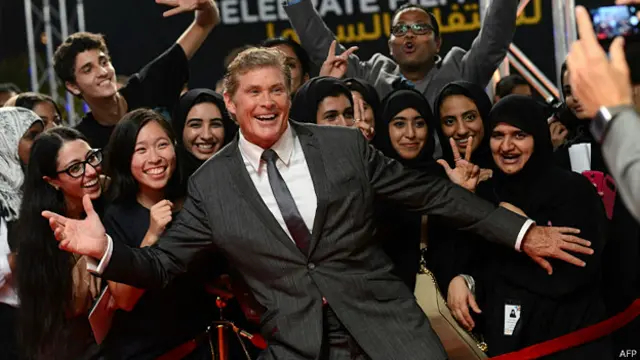 دیوید هاسلهوف، بازیگر آمریکایی، در مراسم اختتامیه جشنواره فیلم ابوظبی 