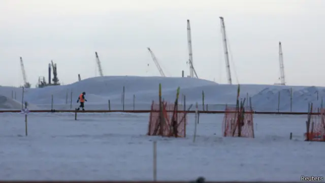 Obras no porto de Açu, parte do grupo de Eike, em abril (Reuters)