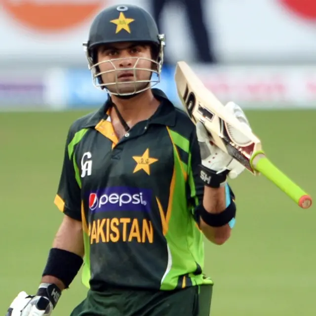 پاکستان کی جانب سے احمد شہزاد نے چار چوکوں کی مدد سے 58 رنز بنائے